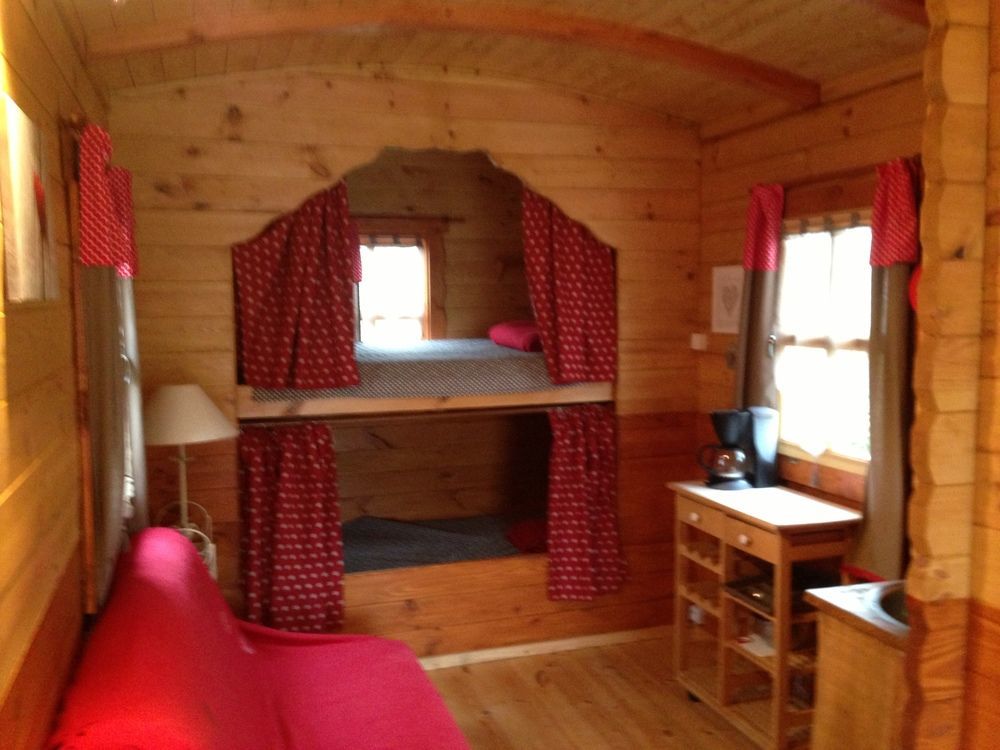 Camping Les P'Tites Maisons Dans La Prairie Sallertaine Exterior foto